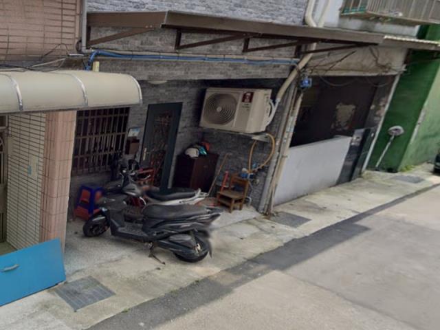 桃園平鎮法拍透天_忠愛新村商圈-2