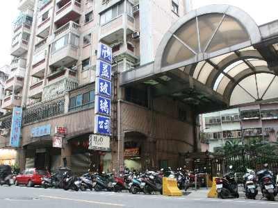 蘆洲法拍大樓_華廈_低公設比-8