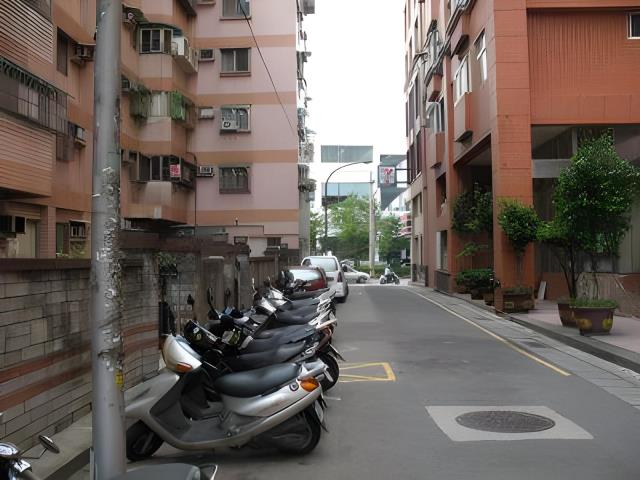 桃園法拍大樓-7