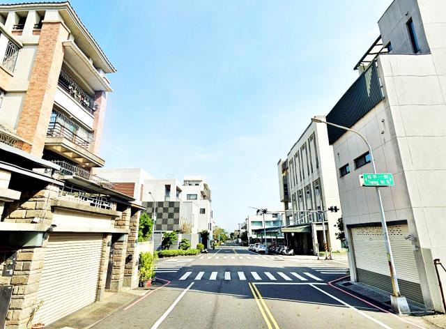 東區法拍透天-2