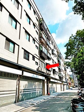 湖口鄉新生路三房車位