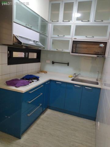 高雄新興區大樓-7