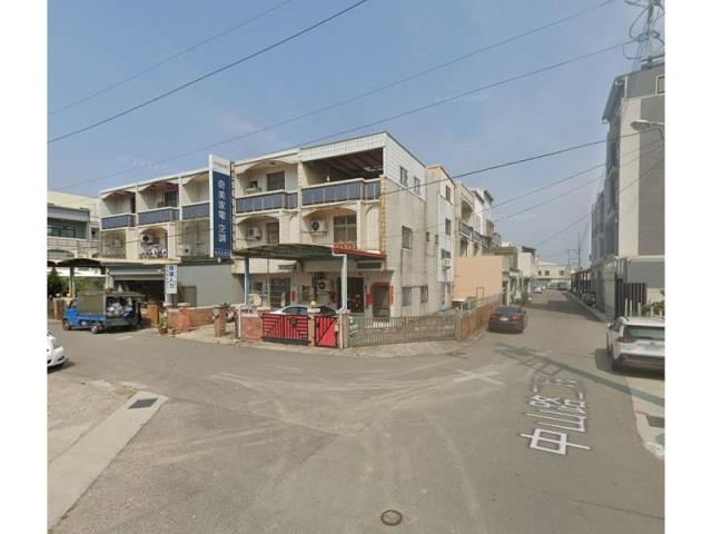 台中大甲法拍透天-6