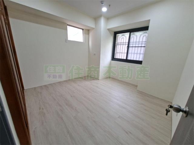 高雄三民區大樓-7