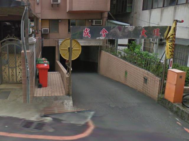 土城法拍大樓_學府路市場商圈-8