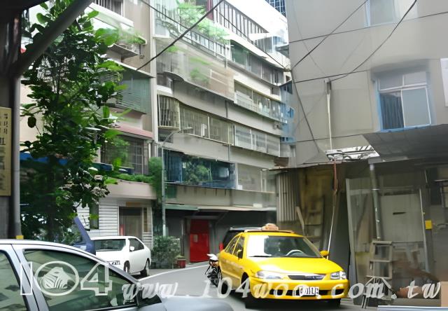 新北板橋公寓_板橋三猿廣場法拍-1