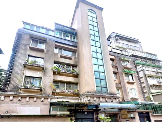 台北法拍公寓_捷運科技大樓站-1