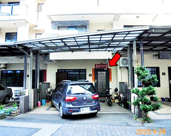 東區拍賣透天-2