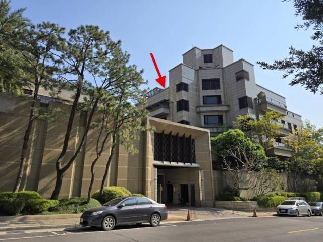 台北士林法拍大樓_華廈_鋼骨RC造-2