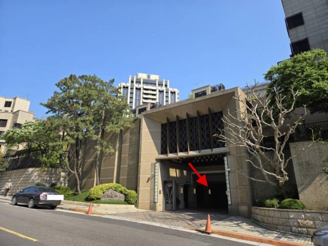 台北士林法拍大樓_華廈_鋼骨RC造-3