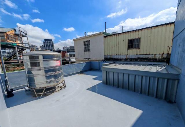 中壢捷運站電梯透天