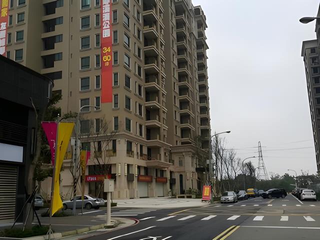 桃園八德拍賣大樓_興仁花園夜市-5