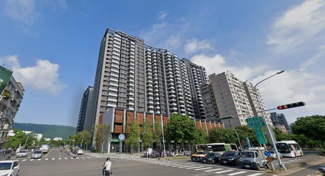 三民區法拍大樓-12