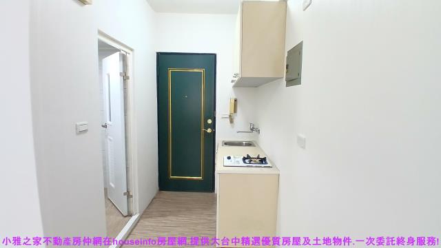 台中西區套房-9