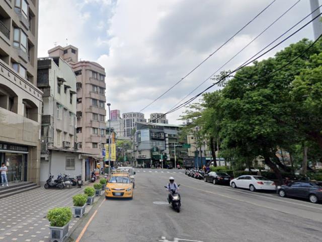 板橋法拍大樓_板橋第一運動場-5