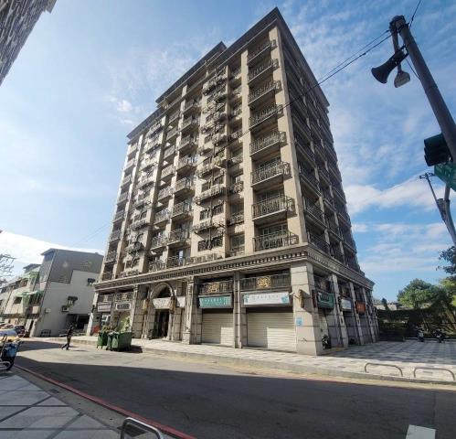 中壢高中美2房電梯大樓法國紅中壢高商光明公園新明國小中壢夜市