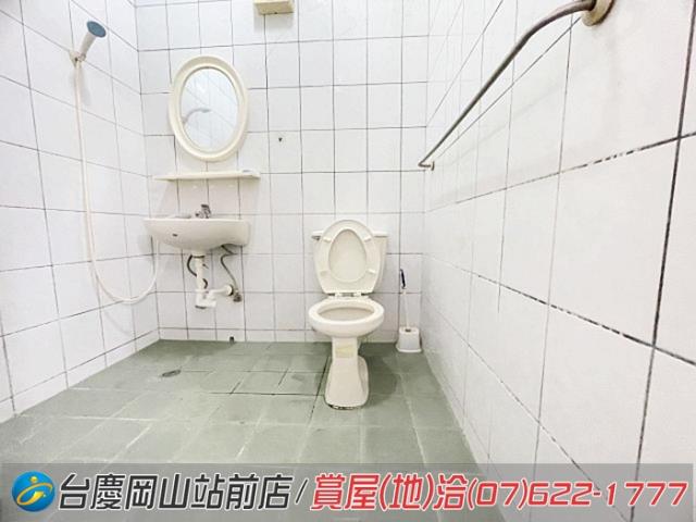 高雄岡山透天-11