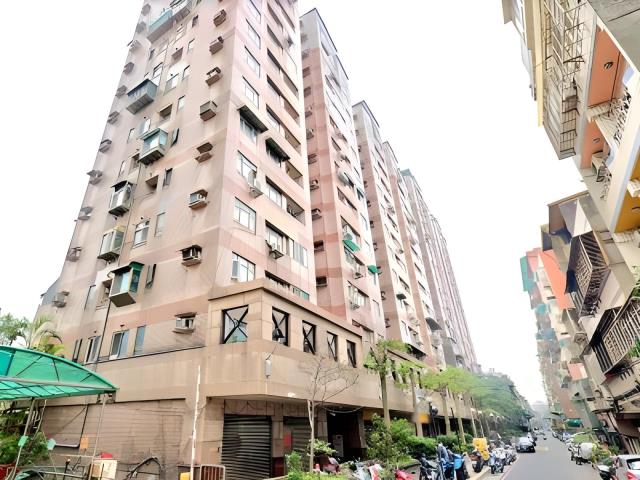 新北三重大樓法拍-2