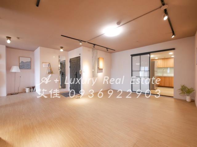 仁愛首都廣場大廈