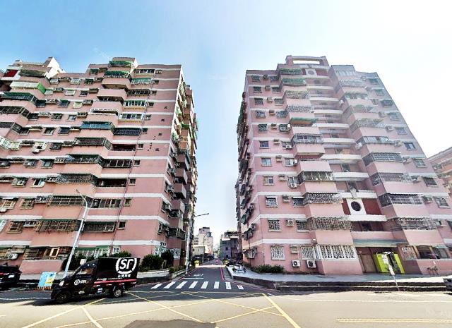 東區拍賣大樓-4