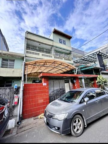 中壢龍岡圓環活巷透天