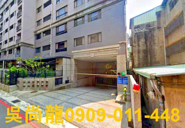 南區拍賣大樓-5