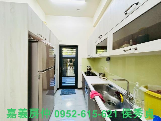 嘉義東區透天-8