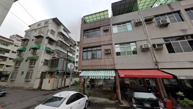 苓雅透天法拍-11