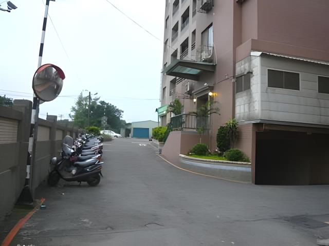 桃園平鎮法拍大樓_套房_中壢後站商圈-5