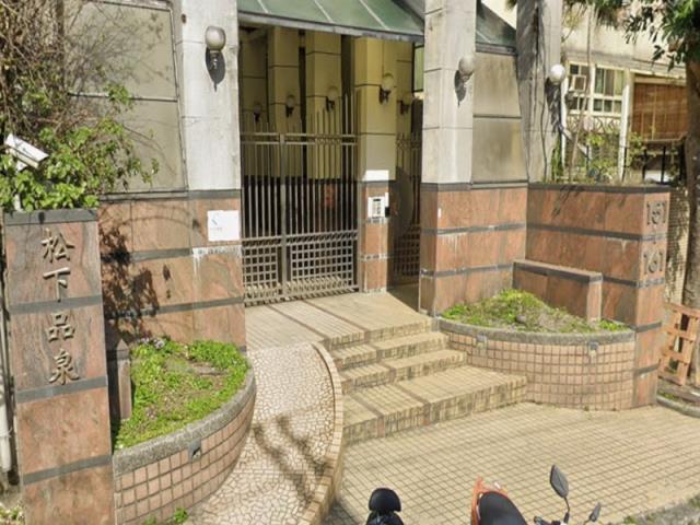 新北淡水法拍華廈_挑高4米5格局-6