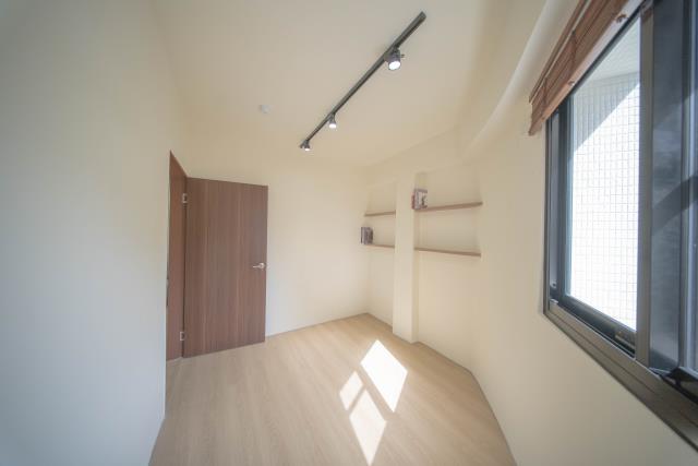 高雄苓雅大樓_華廈-2