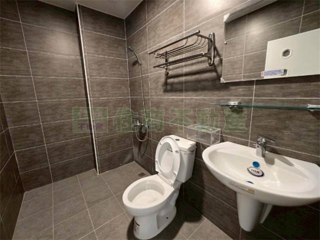 高雄小港透天-11