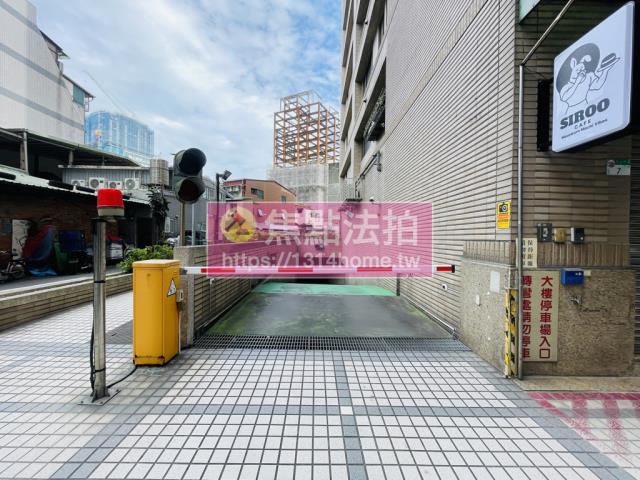 台北大同區法拍大樓-4