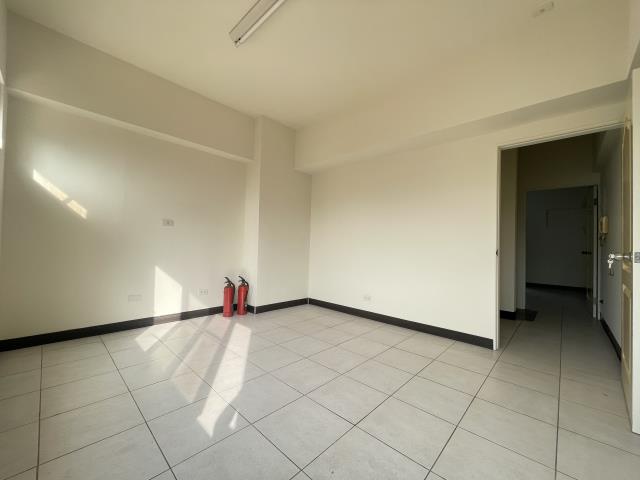 岡山大樓_店面-3