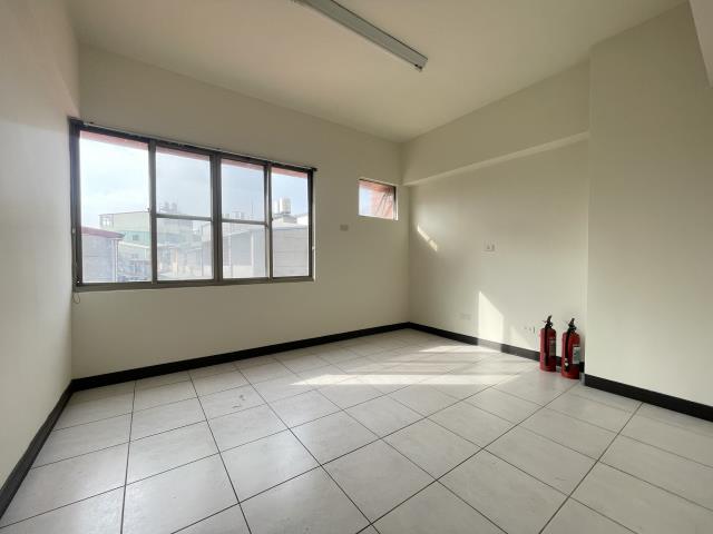 岡山大樓_店面-4