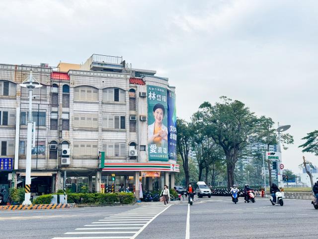 高雄前鎮透天-1