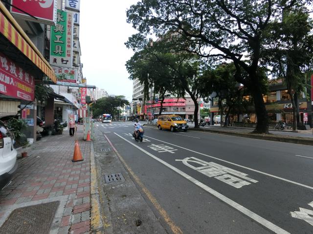 高雄苓雅透天_店面-1