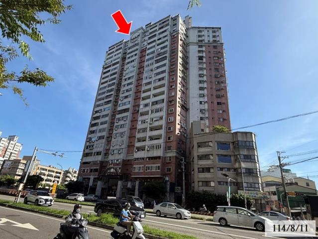 台中南屯法拍大樓-2