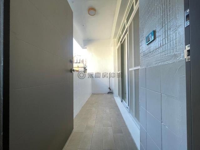 亞灣區光榮碼頭全屋翻新頂樓3房