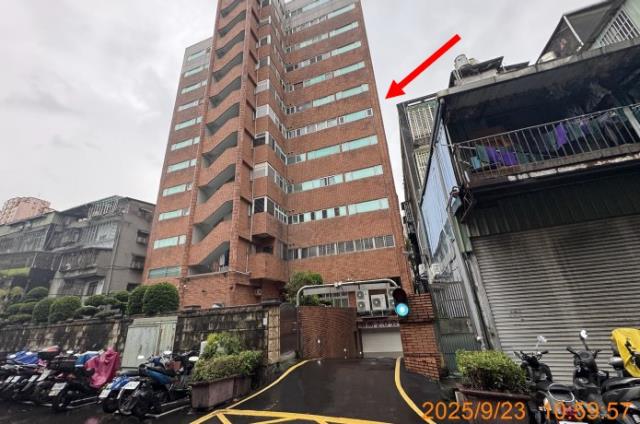 板橋法拍大樓-2