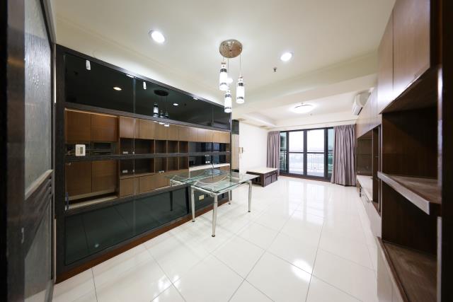 楠梓區大樓右昌商圈德賢商圈楠梓區買屋