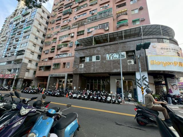 高雄左營法拍套房-7