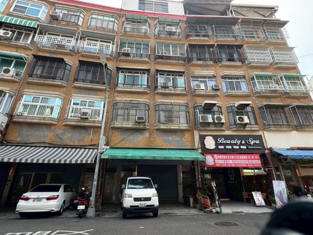 高雄苓雅法拍公寓-7