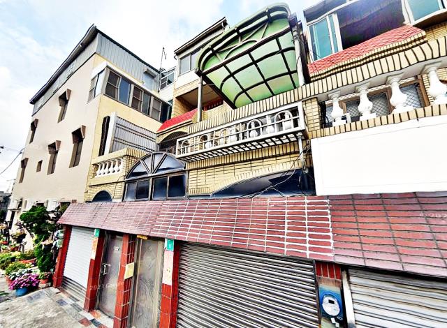 學甲區八德街透天