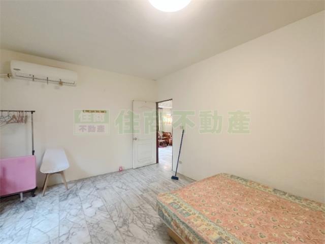 高雄新興區公寓-5