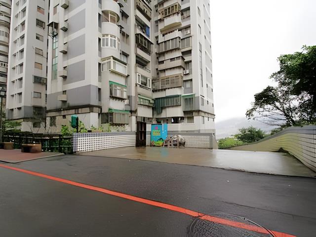 新北新店拍賣大樓-3