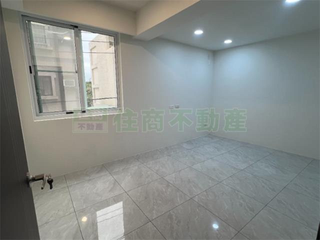 大社公寓_店面-8