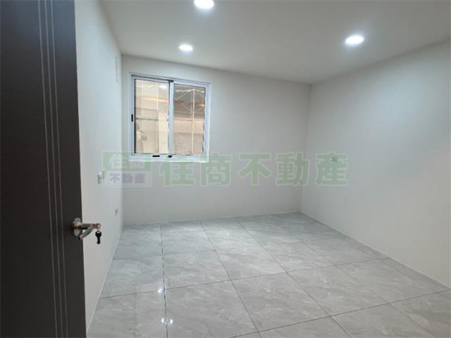 大社公寓_店面-9