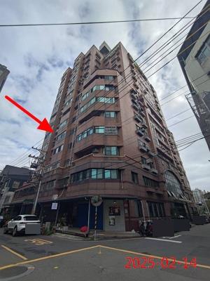 桃園中壢大樓法拍-2