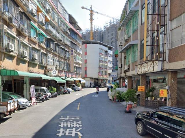 高雄苓雅法拍公寓-3